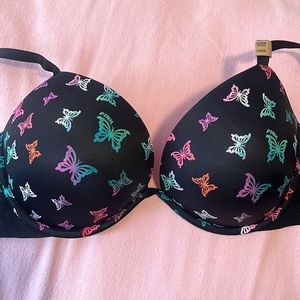 VS Pink wear everywhere push up bra